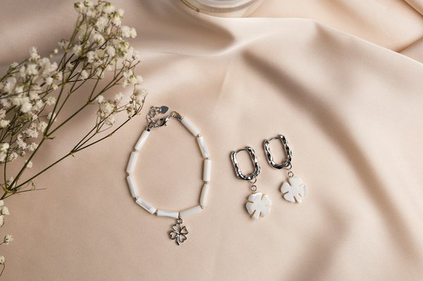 Quelles croisières offrent des cours de fabrication de bijoux traditionnels en Amérique du Sud?